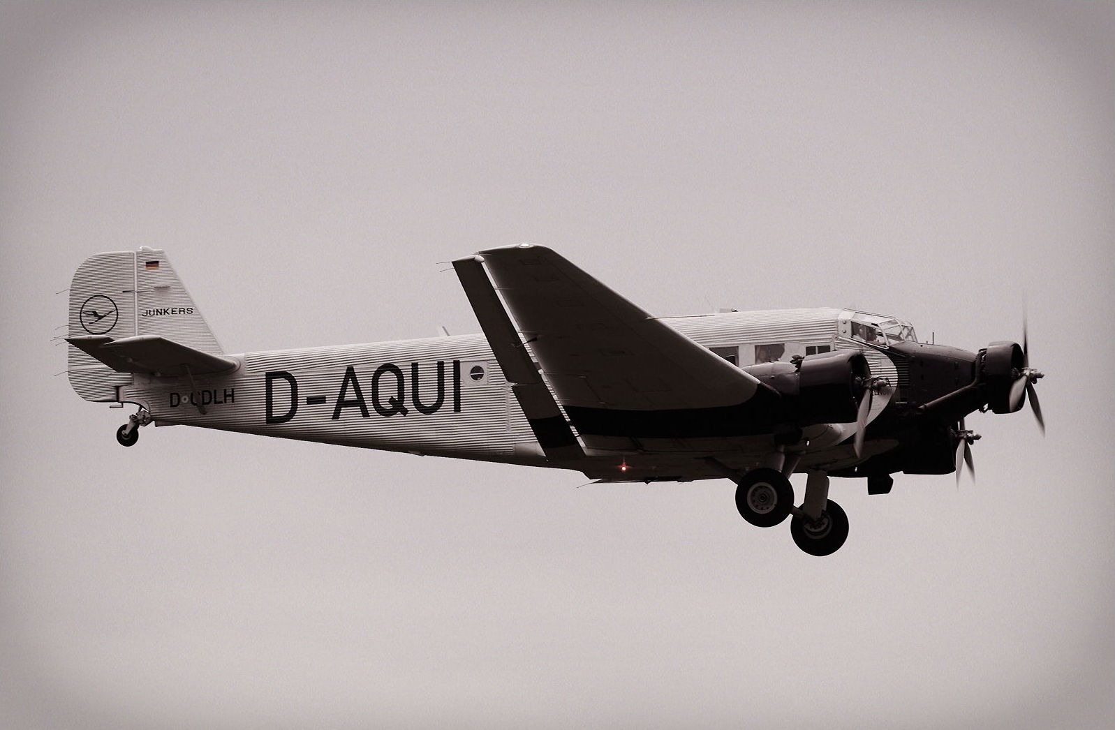 Ju 52